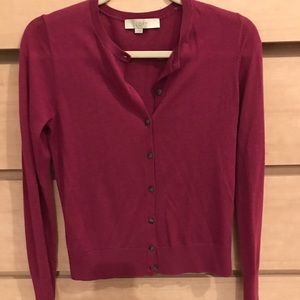 Classic Loft long sleeve cardigan!